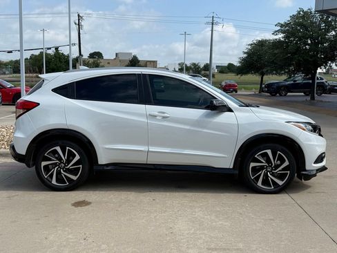 Used 2020 Honda HR-V Sport image 7