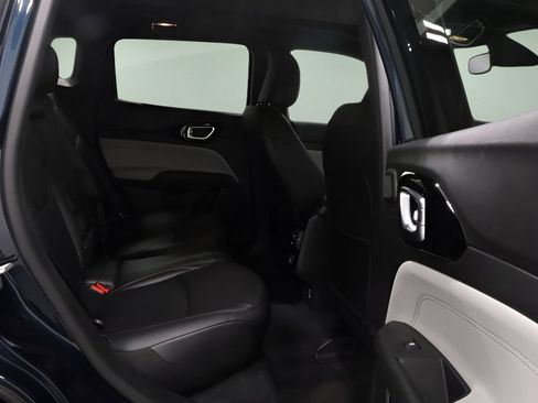 Used 2026 Jeep Compass Limited w/ Sun, Sound & Navigation Group AWD/4WD image 17