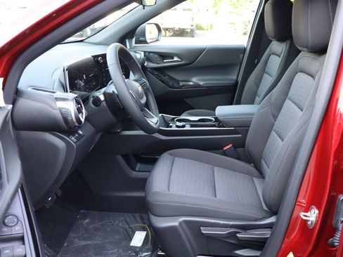 New 2027 Chevrolet Equinox LT FWD image 5