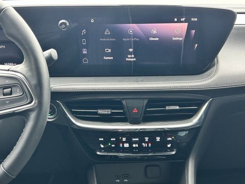 Used 2025 Buick Encore GX Avenir w/ Avenir Technology Package image 16