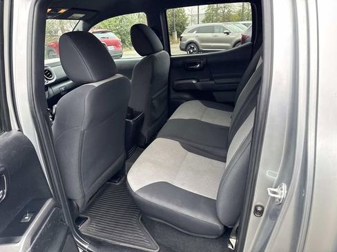 Used 2023 Toyota Tacoma TRD Off-Road w/ Technology Package image 16