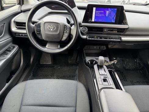 Used 2024 Toyota Prius LE image 14