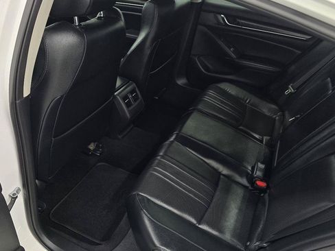 Used 2018 Honda Accord Touring image 22