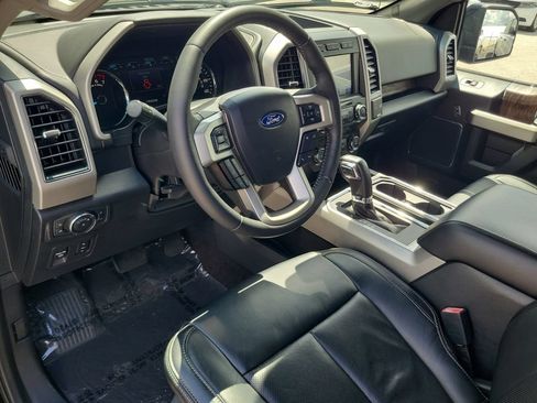 Used 2020 Ford F150 Lariat RWD image 18