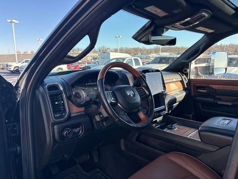 Used 2022 RAM 3500 Limited image 2