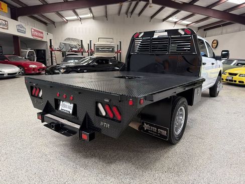 Used 2023 RAM 3500 Tradesman w/ Chrome Appearance Group RWD image 7