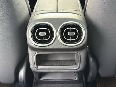 Certified 2026 Mercedes-Benz GLC 300 4MATIC image 29