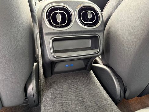 New 2025 Mercedes-Benz C 43 AMG 4MATIC image 13