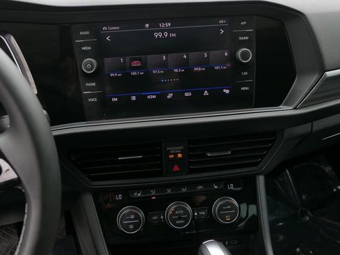 Used 2021 Volkswagen Jetta SEL FWD image 19