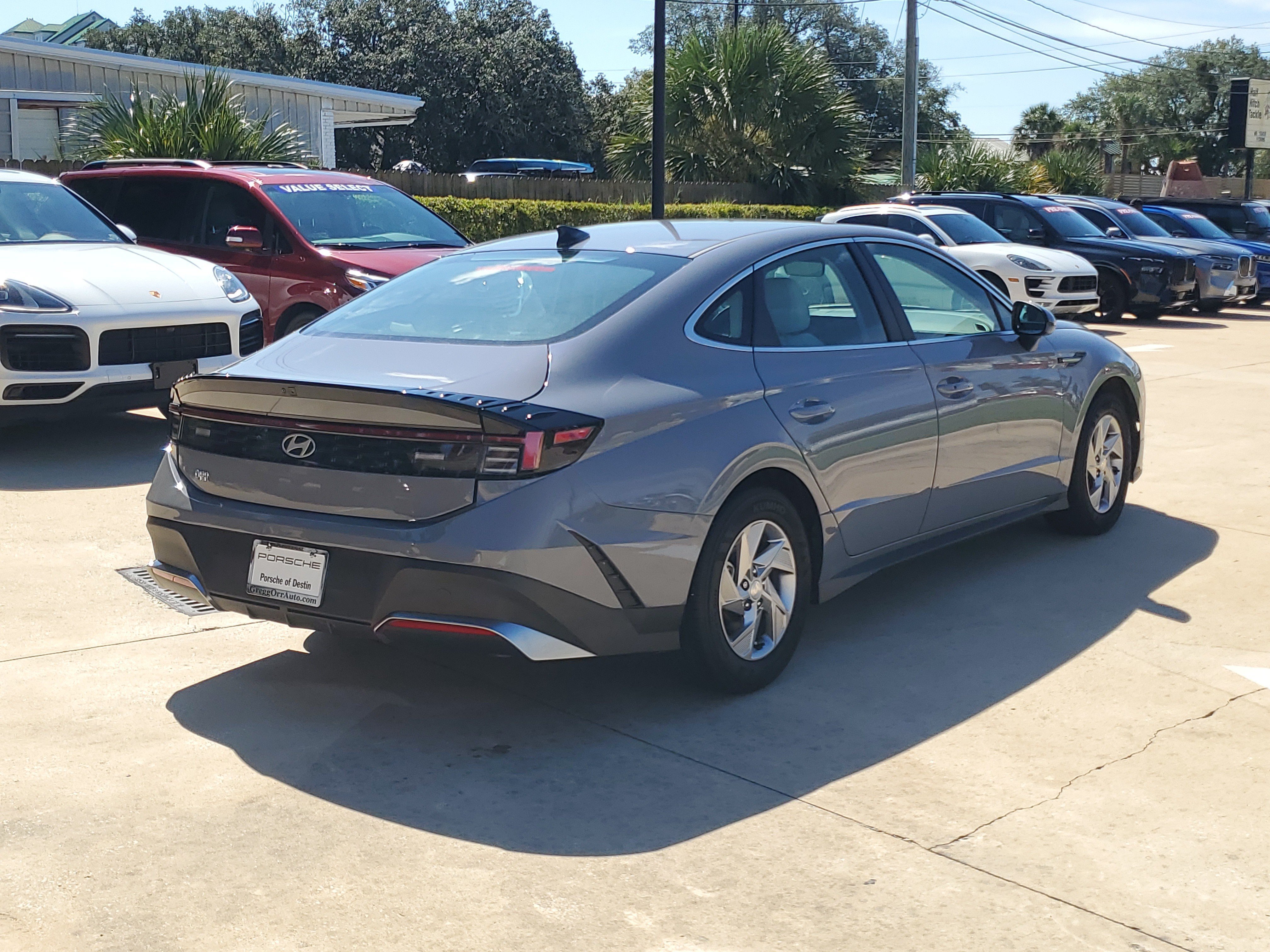 Used 2025 Hyundai Sonata SE FWD image 10