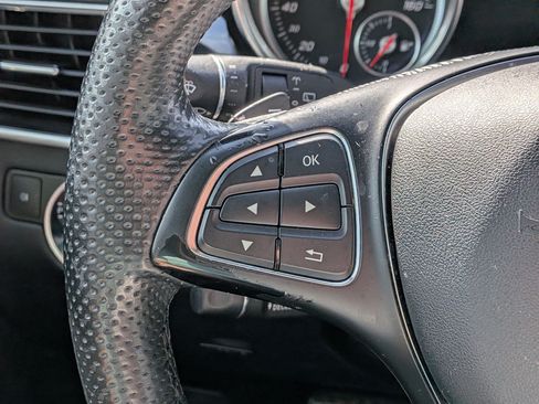 Used 2017 Mercedes-Benz GLE 400 4MATIC image 16