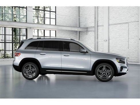 New 2026 Mercedes-Benz GLB 250 4MATIC image 15