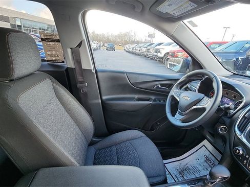 Used 2023 Chevrolet Equinox LT image 12