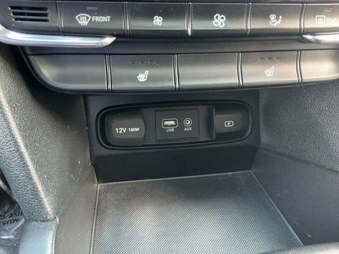 Used 2019 Hyundai Santa Fe Limited AWD/4WD image 24