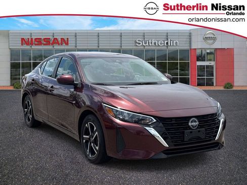 Certified 2025 Nissan Sentra SV FWD image 1