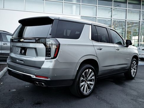 Used 2025 Chevrolet Tahoe High Country image 7