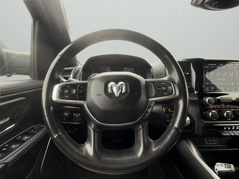 Used 2021 RAM 1500 Laramie w/ Sport Appearance Package image 12