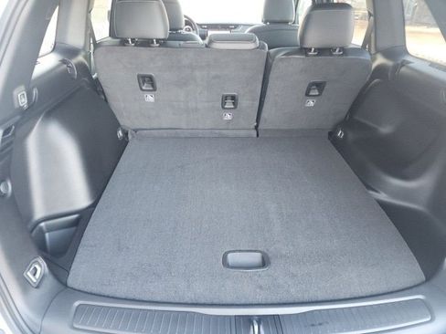 New 2025 Jeep Grand Cherokee Limited image 22