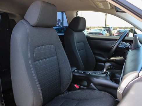 Used 2024 Honda HR-V LX image 16