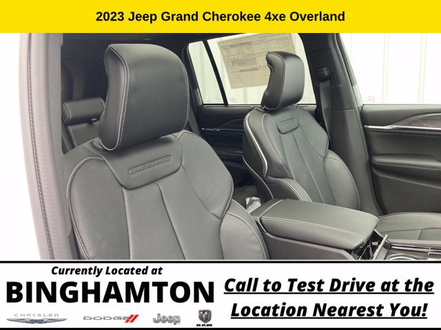 New 2023 Jeep Grand Cherokee Overland w/ Luxury Tech Group IV AWD/4WD image 23