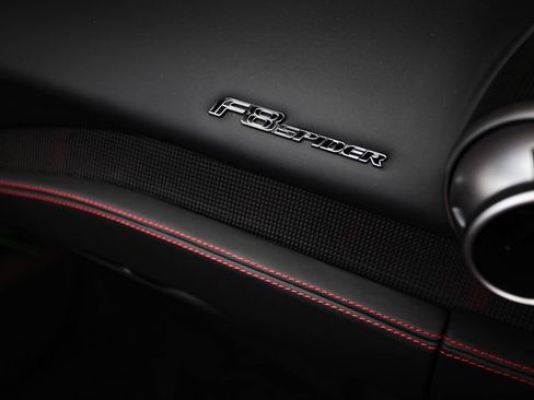 Used 2021 Ferrari F8 Tributo RWD image 50