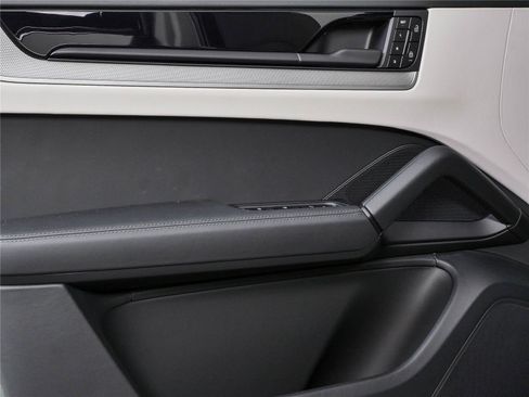 New 2026 Porsche Cayenne AWD/4WD image 6