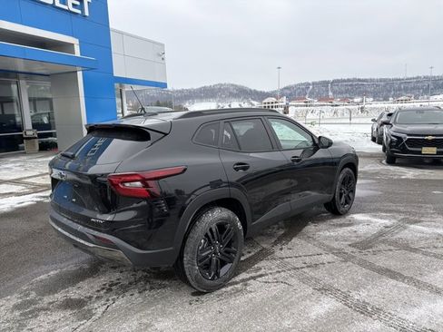 New 2026 Chevrolet Trax ACTIV image 4