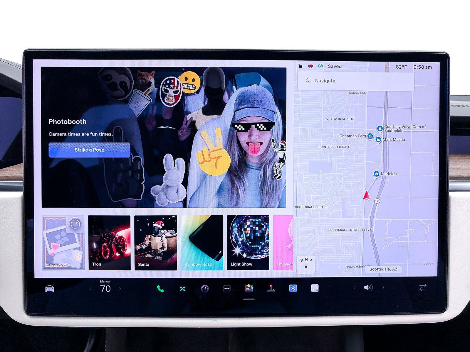 Used 2022 Tesla Model X Plaid AWD/4WD image 28