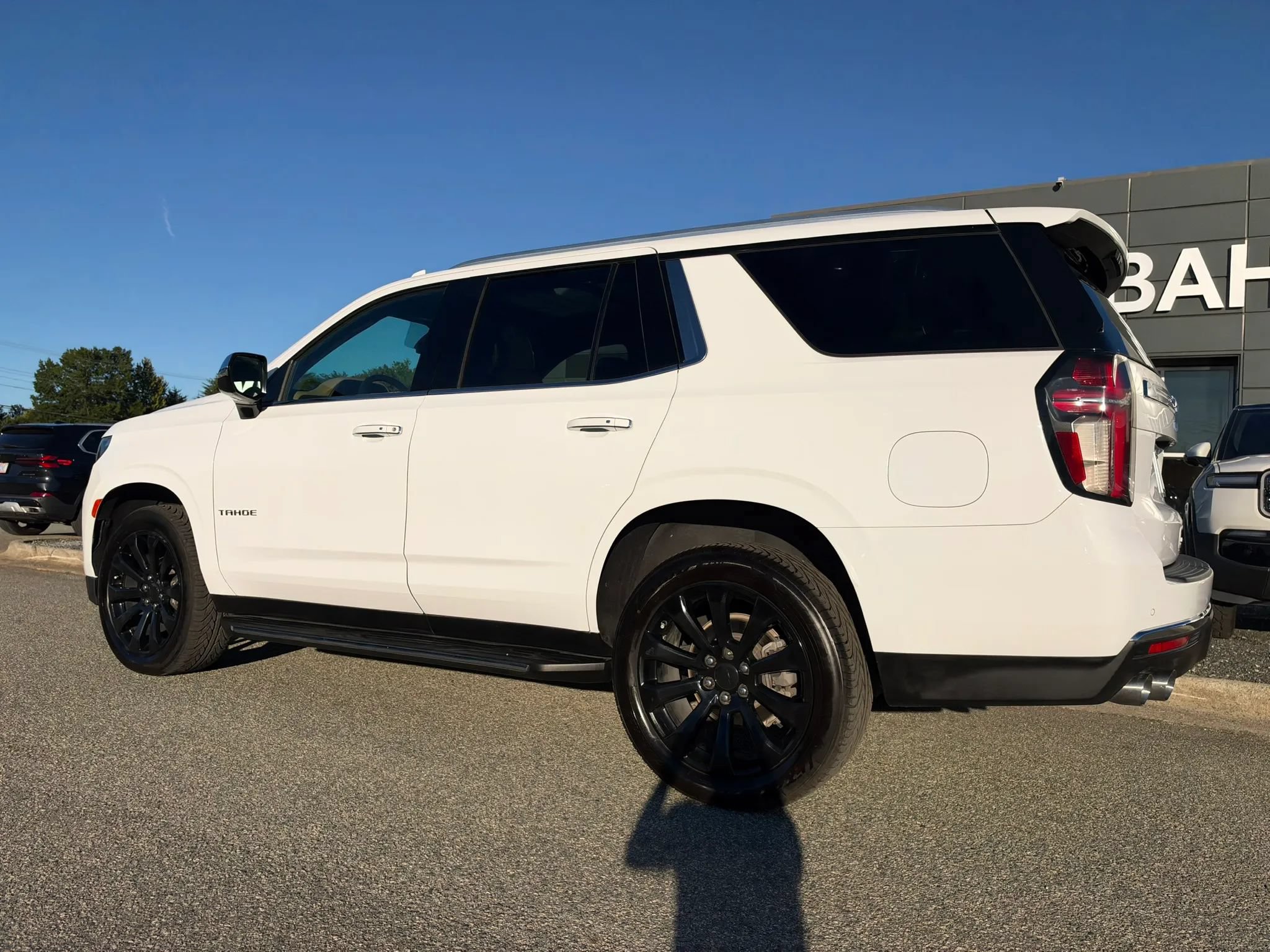 Used 2021 Chevrolet Tahoe Premier AWD/4WD image 29