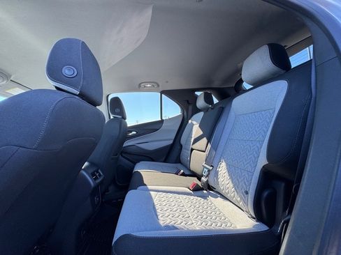 Used 2022 Chevrolet Equinox LT image 11
