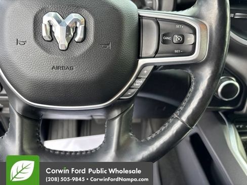 Used 2019 RAM 1500 Big Horn AWD/4WD image 17
