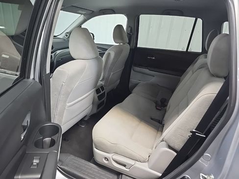 Used 2021 Honda Pilot EX image 30