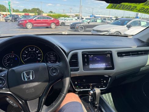 Used 2017 Honda HR-V EX-L image 11