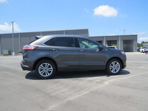 Certified 2020 Ford Edge SEL w/ Convenience Package FWD image 2