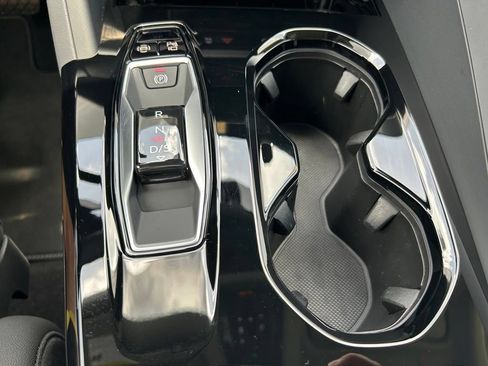 Certified 2025 Audi Q5 Prestige AWD/4WD image 30