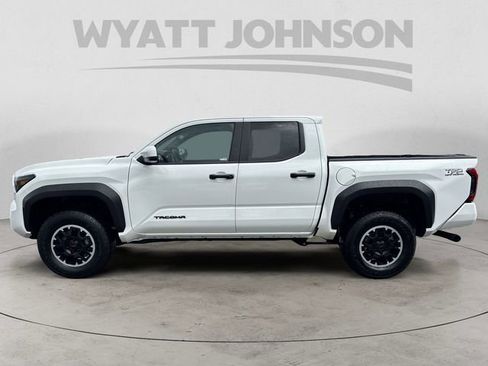 Used 2024 Toyota Tacoma TRD Off-Road AWD/4WD image 2