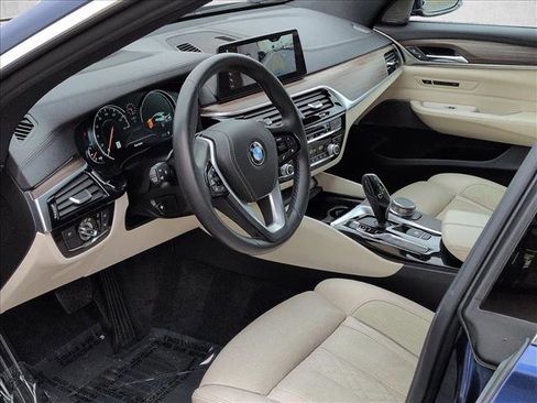Used 2018 BMW 640i Gran Turismo xDrive w/ Luxury Seating Package AWD/4WD image 10