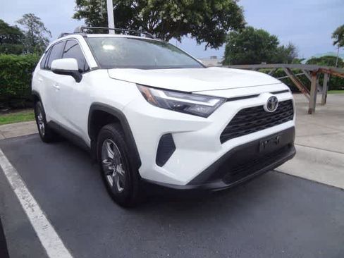 Used 2024 Toyota RAV4 XLE w/ Convenience Package AWD/4WD image 3