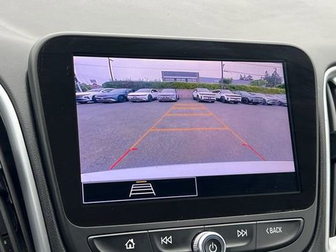 Used 2023 Chevrolet Malibu LT FWD image 24