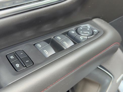 Used 2024 Chevrolet Suburban RST w/ Luxury Package RWD image 15