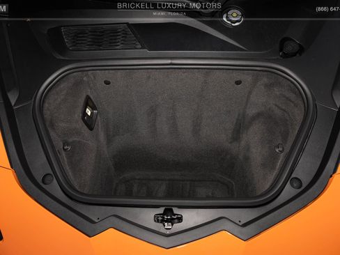 Used 2023 Chevrolet Corvette Stingray Preferred Conv w/ Z51 Performance Package RWD image 17