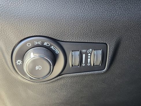 New 2026 Jeep Compass Latitude image 20