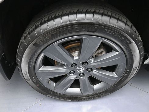 Certified 2023 Honda Pilot Sport image 12