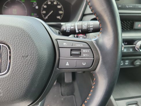Used 2025 Honda CR-V Sport image 29