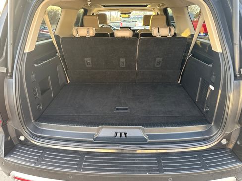 Used 2024 Ford Expedition Max Limited image 24