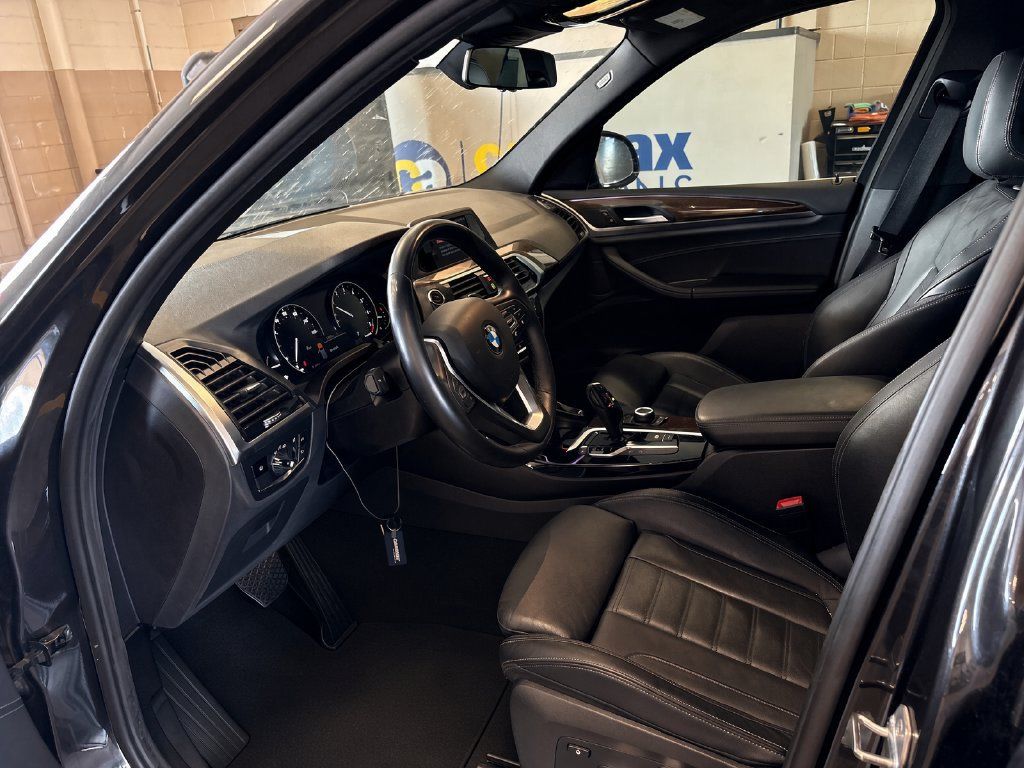 Used 2018 BMW X3 xDrive30i AWD/4WD image 5