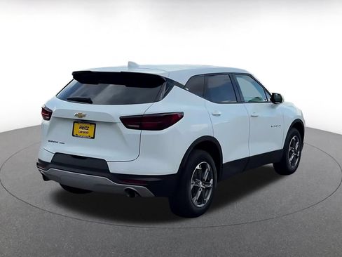 Used 2026 Chevrolet Blazer LT AWD/4WD image 12