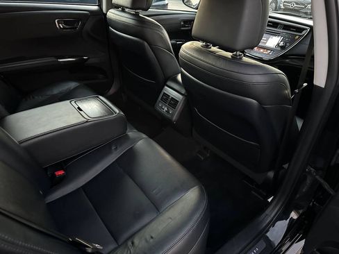 Used 2016 Toyota Avalon Limited FWD image 31