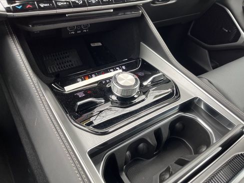 New 2026 Jeep Grand Wagoneer Limited image 40