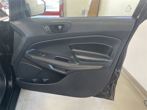 Used 2019 Ford EcoSport SES image 18